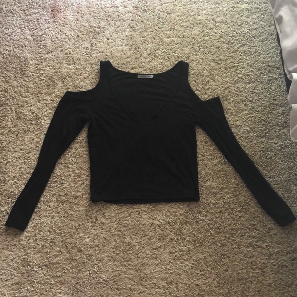 Black crop top - Picture 1 of 3